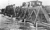 Train on Ohinemuri bridge heading for Waihi